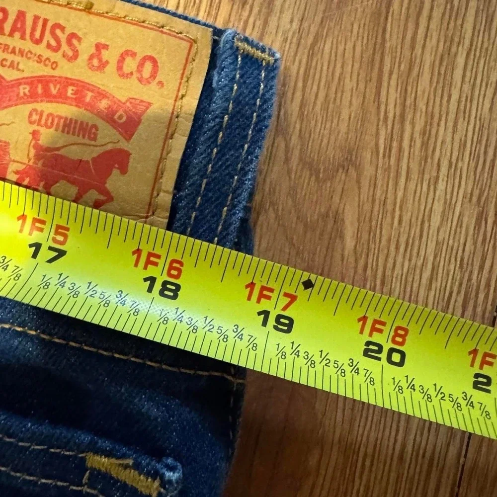 Levi's 517 Men's Jeans Fits 36x33 Boot Cut Denim Western Cowboy